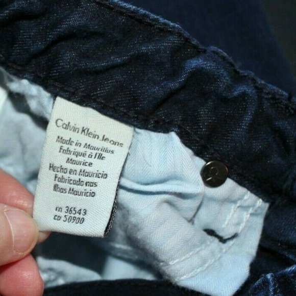 CALVIN KLEIN Women's Dark Washed Jeans - Picture 9 of 10